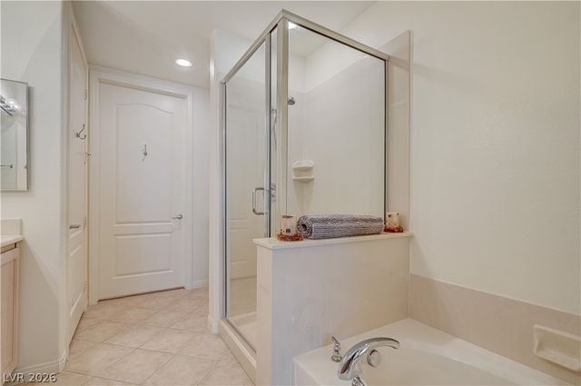 50 East Serene Avenue 421, Las Vegas, NV 89123