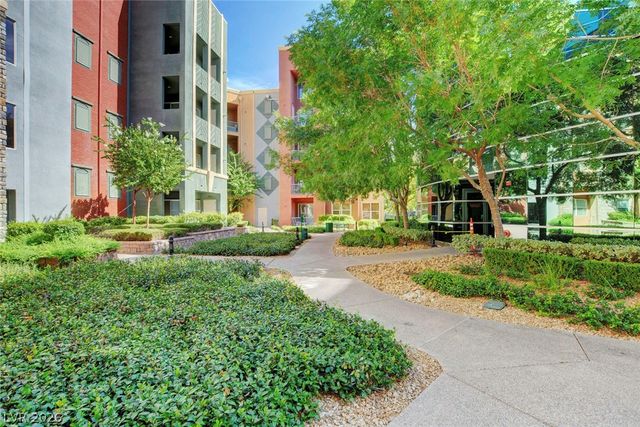 50 East Serene Avenue 421, Las Vegas, NV 89123