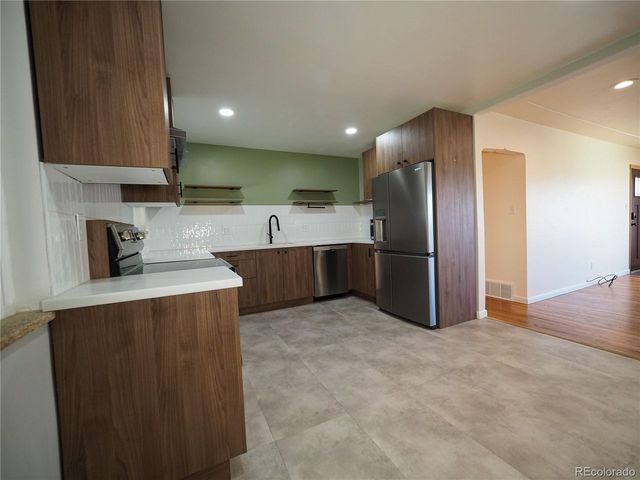 2708 S Grove St, Denver, CO 80236