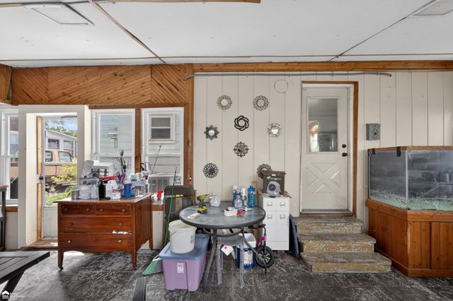 1409 Stanton Street, Bay City, MI 48708
