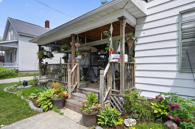 1409 Stanton Street, Bay City, MI 48708