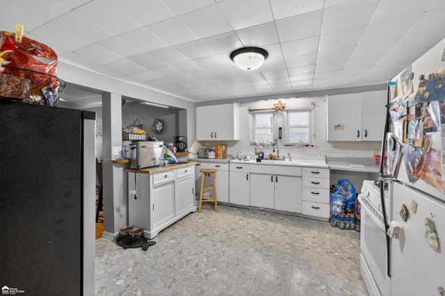 1409 Stanton Street, Bay City, MI 48708