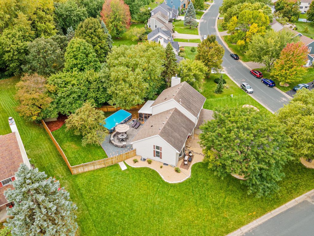726 Camberwell Drive, Eagan, MN 55123 — photo 4