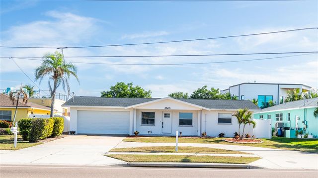2505 GULF BOULEVARD, Belleair Beach, FL 33786