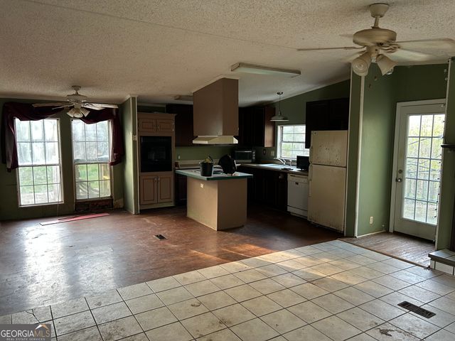 1466 Shoal Creek Road, Colbert, GA 30628