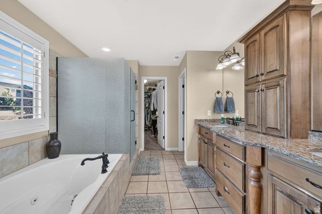 1043 E MACH SCHNELL DR, Sandy, UT 84094