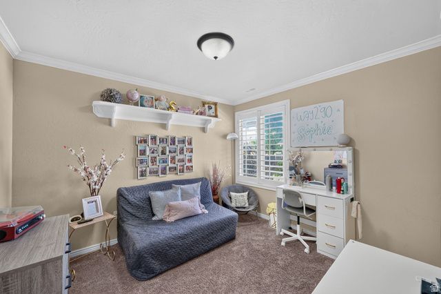 1043 E MACH SCHNELL DR, Sandy, UT 84094