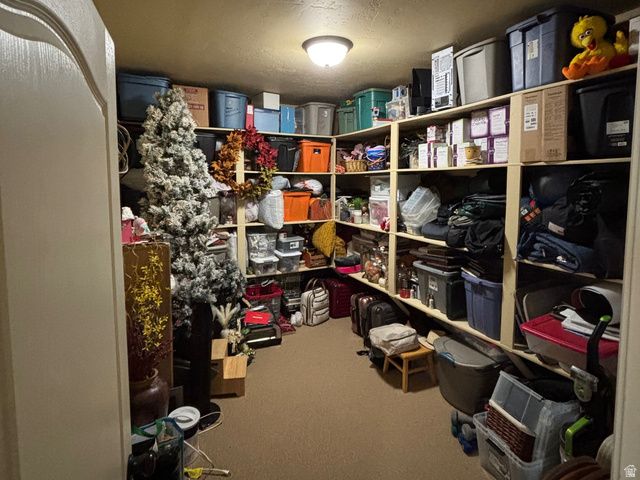 1043 E MACH SCHNELL DR, Sandy, UT 84094