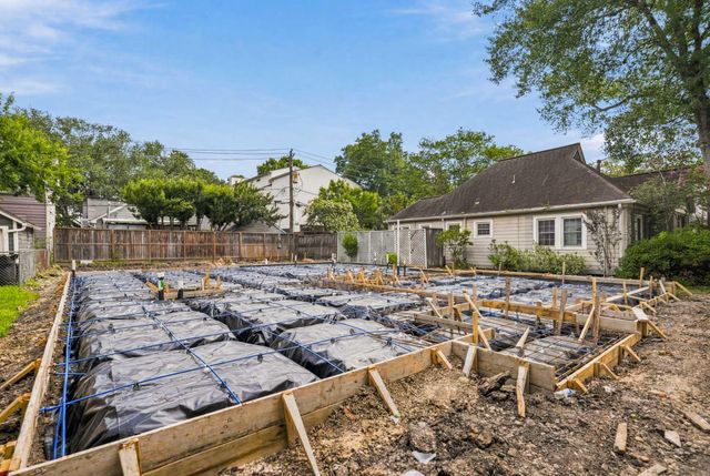 2336 Bartlett Street, Houston, TX 77098