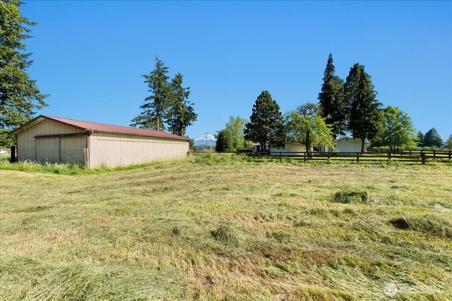 41227 228th Avenue SE, Enumclaw, WA 98022