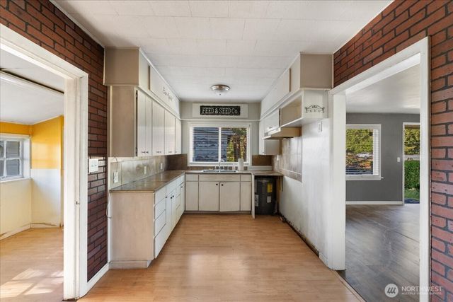 41227 228th Avenue SE, Enumclaw, WA 98022