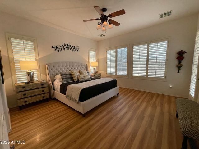 4268 E NIGHTINGALE Lane, Gilbert, AZ 85298