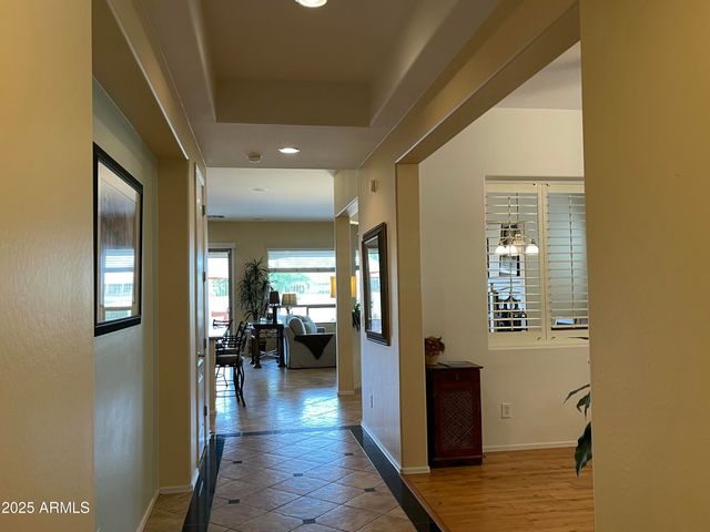 4268 E NIGHTINGALE Lane, Gilbert, AZ 85298