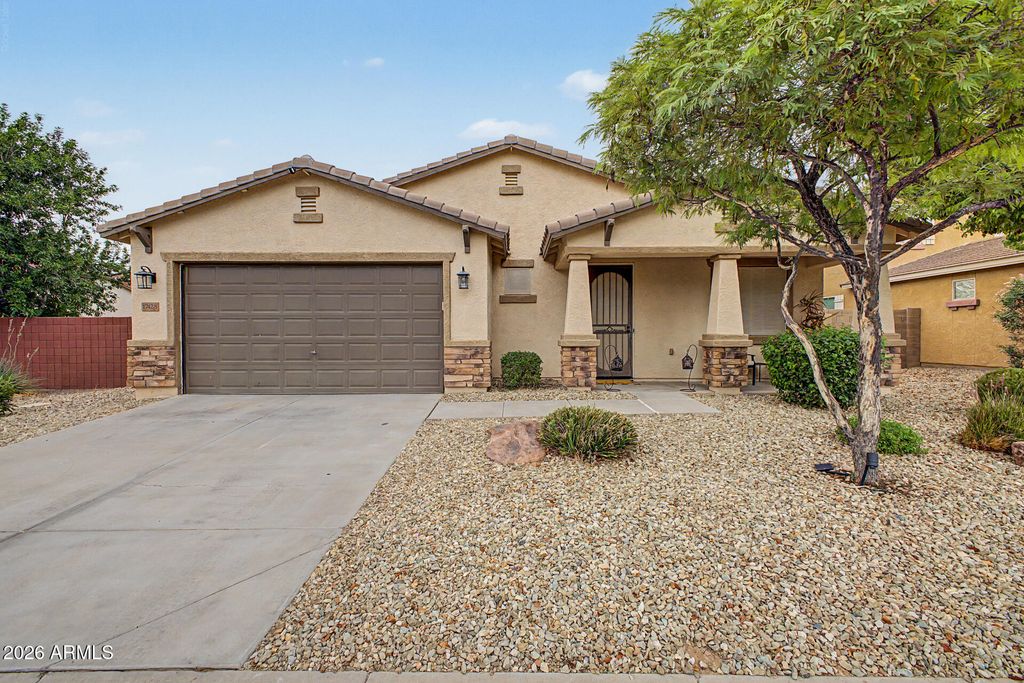 17428 W RED BIRD Road, Surprise, AZ 85387 — photo 2