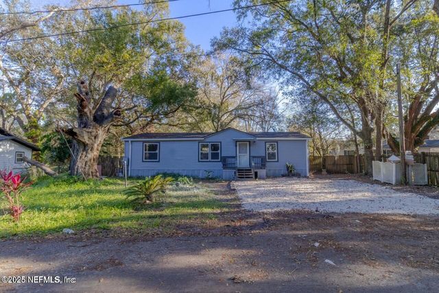 3245 BYO Road, Jacksonville, FL 32207