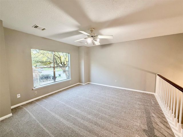 2915 Veva Drive, Pearland, TX 77584