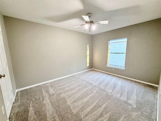 2915 Veva Drive, Pearland, TX 77584