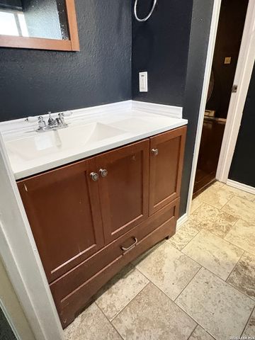 125 JEMISON ST, San Antonio, TX 78203