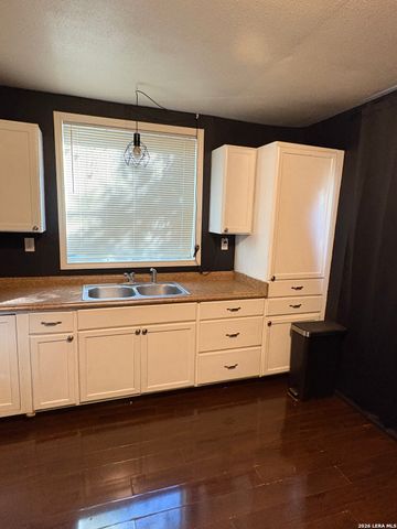125 JEMISON ST, San Antonio, TX 78203