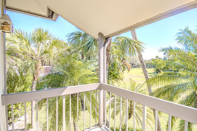 13334 Polo Club Road 348, Wellington, FL 33414