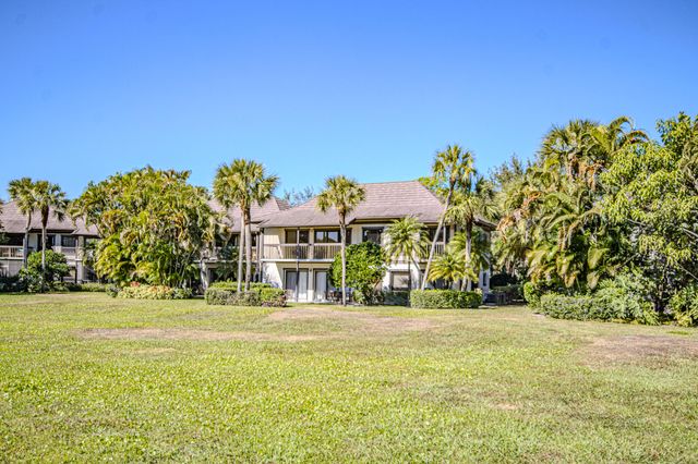 13334 Polo Club Road 348, Wellington, FL 33414