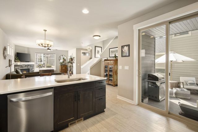 20836 SE Sunniberg Lane, Bend, OR 97702