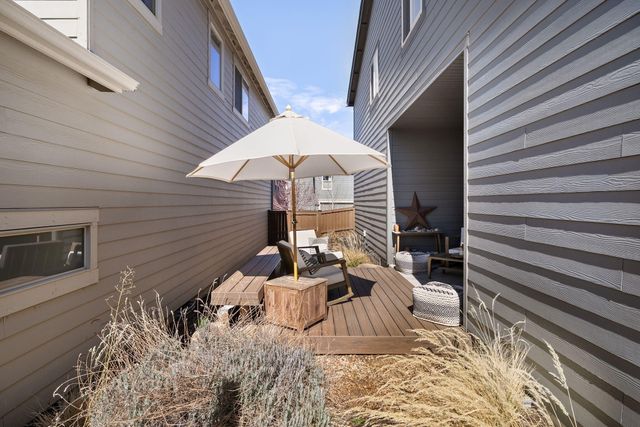 20836 SE Sunniberg Lane, Bend, OR 97702