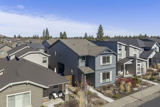 20836 SE Sunniberg Lane, Bend, OR 97702