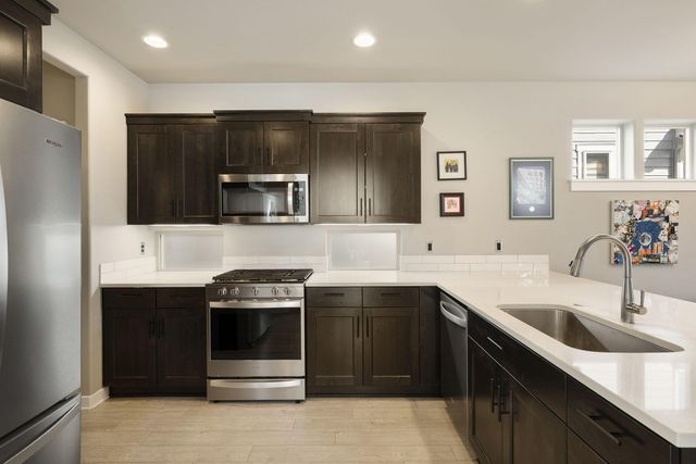 20836 SE Sunniberg Lane, Bend, OR 97702