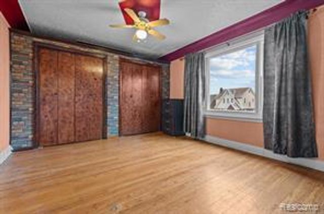 6838 Hartwell Street, Dearborn, MI 48126