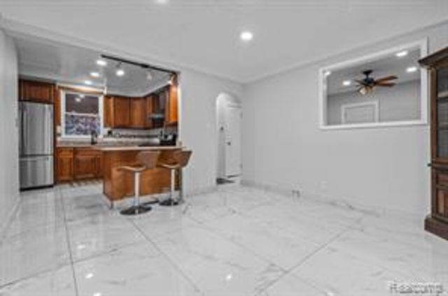 6838 Hartwell Street, Dearborn, MI 48126