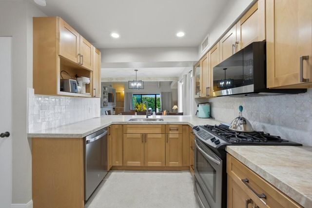 436 Sunningdale Drive, Rancho Mirage, CA 92270