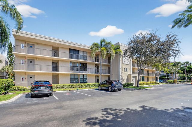 11 ROYAL PALM Way 3040, Boca Raton, FL 33432