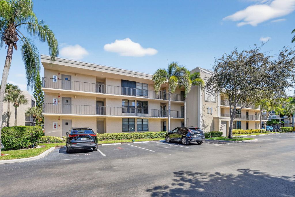 11 ROYAL PALM Way 3040, Boca Raton, FL 33432