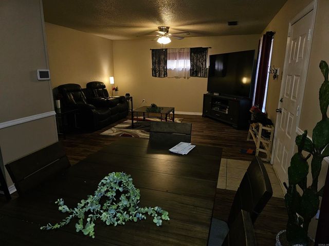 1033 Ferrell Drive, Jacksonville, AR 72076