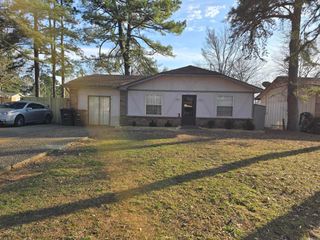 1033 Ferrell Drive, Jacksonville, AR 72076