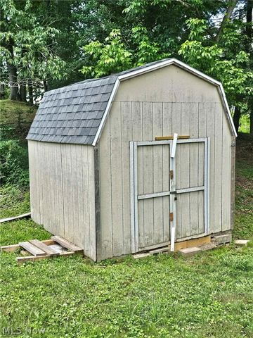 3469 Roseland Avenue, Parkersburg, WV 26104