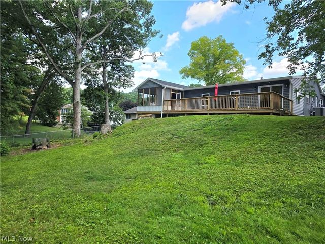 3469 Roseland Avenue, Parkersburg, WV 26104