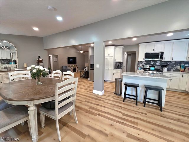 3469 Roseland Avenue, Parkersburg, WV 26104