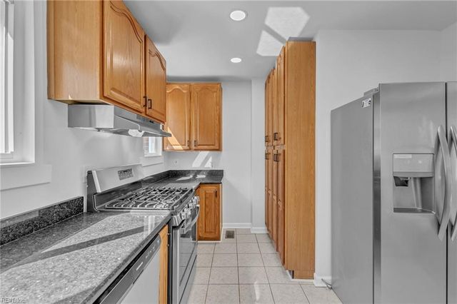 12 McDonald RD, Hampton, VA 23669