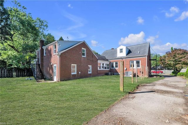 12 McDonald RD, Hampton, VA 23669
