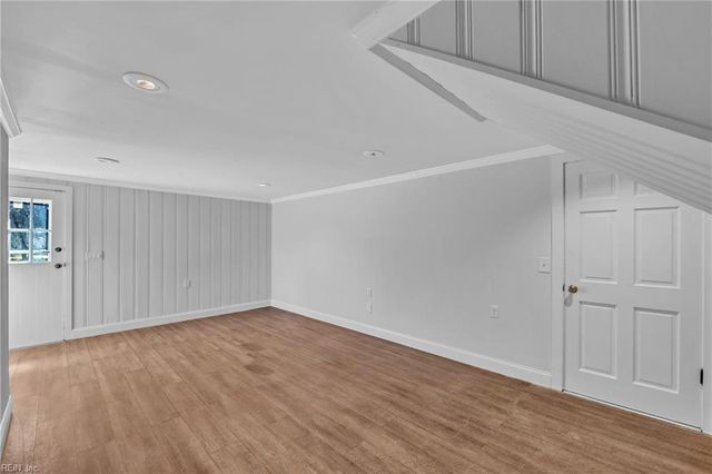 12 McDonald RD, Hampton, VA 23669