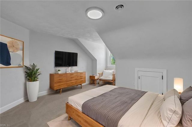 12 McDonald RD, Hampton, VA 23669