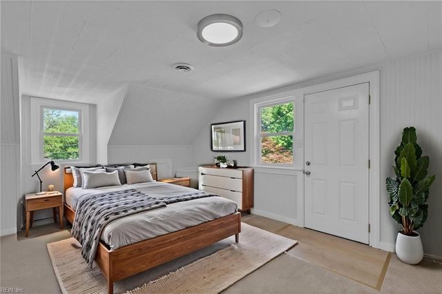 12 McDonald RD, Hampton, VA 23669