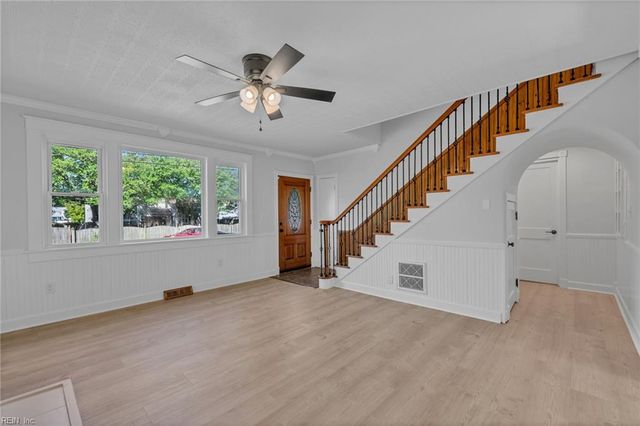 12 McDonald RD, Hampton, VA 23669