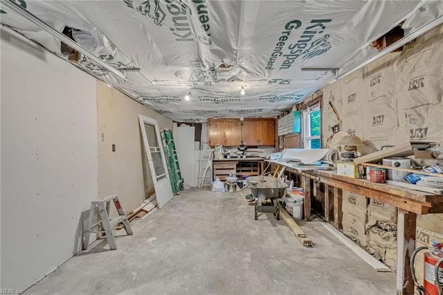 12 McDonald RD, Hampton, VA 23669