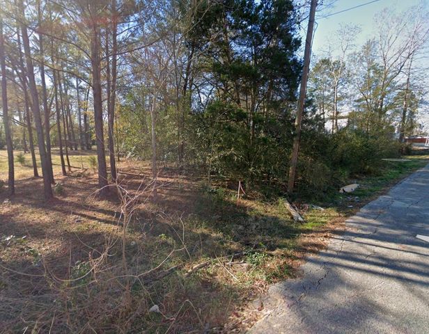 939 Avenue J Pl, Conroe, TX 77301