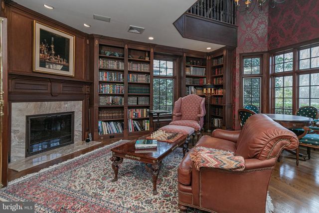 82 AUNT MOLLY ROAD, Hopewell, NJ 08525