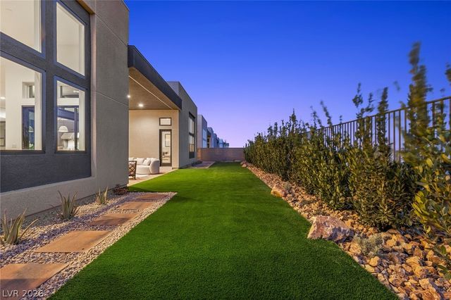11089 Stone Summit Court, Las Vegas, NV 89135