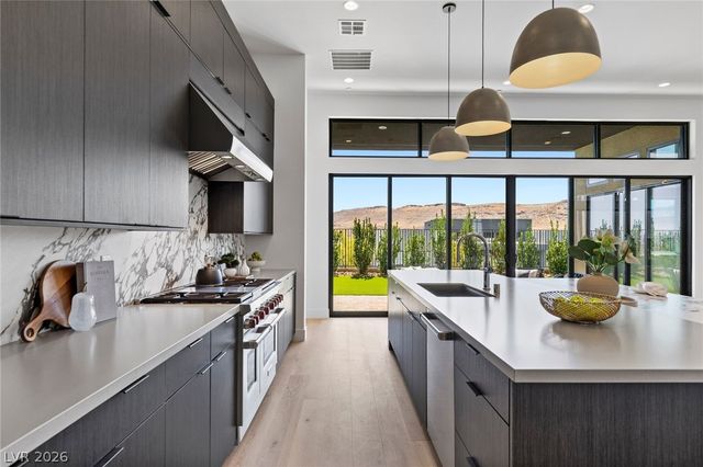 11089 Stone Summit Court, Las Vegas, NV 89135